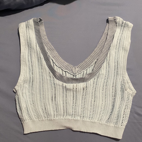 Pastel-Blue Cropped Tank-Top - Picture 2 of 3